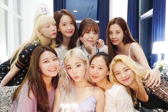 What is your favorite girl K-pop band?