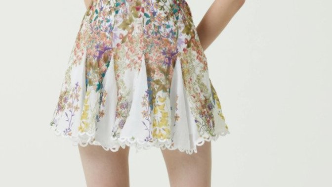 Girls, do you like this dress?