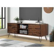 Would this tv suit being mounted to the wall or staying on the tv stand?