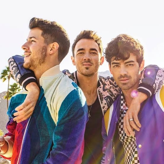 Which one is your favorite active boy band?