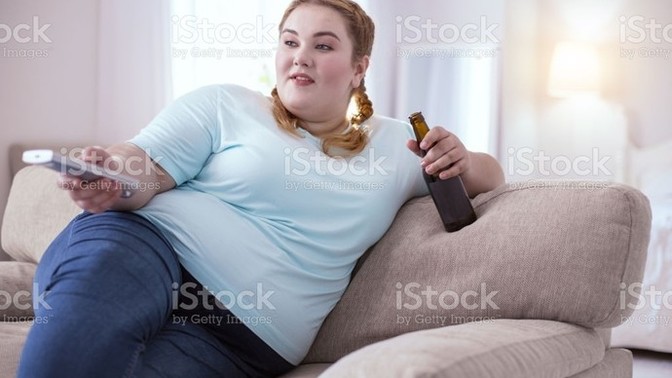 The life/time waster aunt. How do you nicely tell her that talking 3hrs on the phone will get her nowhere in life and that she needs to get a life?