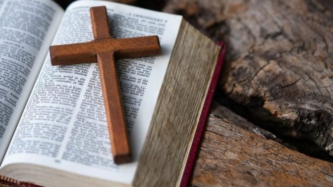 A true Christian doesn't discriminate against people. Do you agree or disagree with this statement?