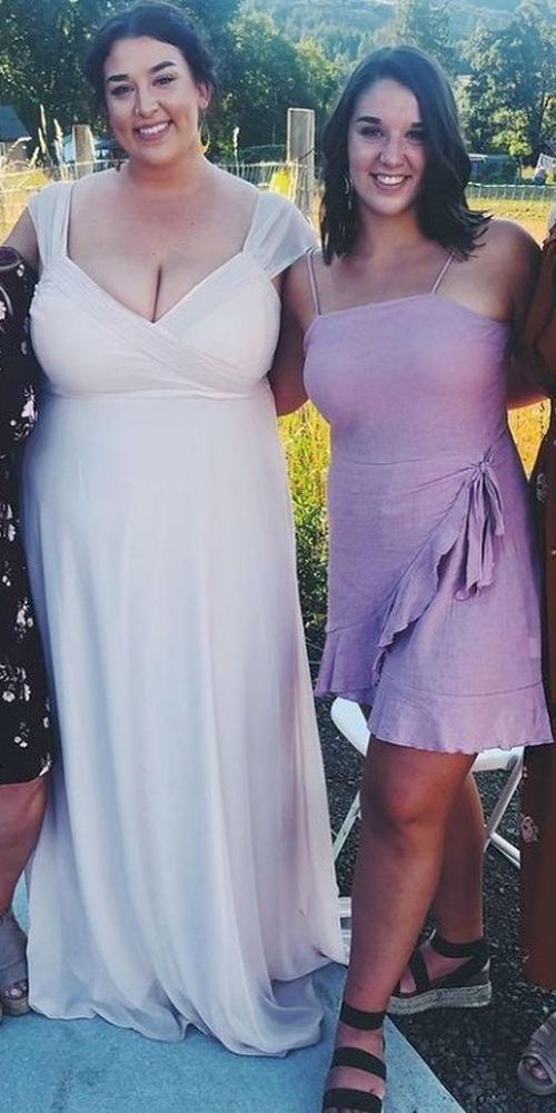 6'1" Lauren has the boobs and height to match!