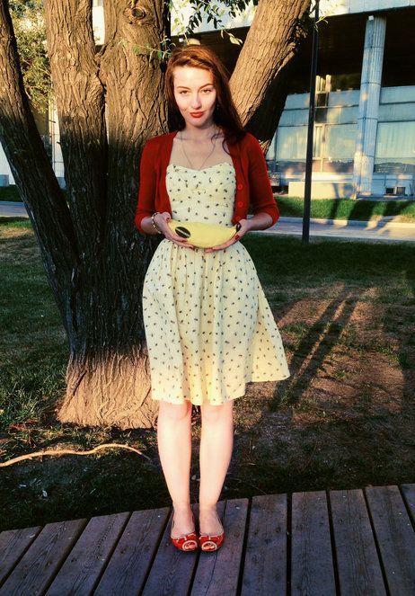 Vintage cropped cardigan outfit