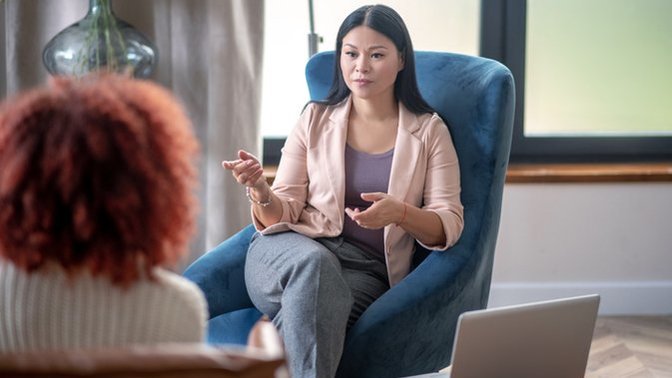 About what percentage of people in the Western world do you think could benefit from weekly psychiatric or mental health therapy?