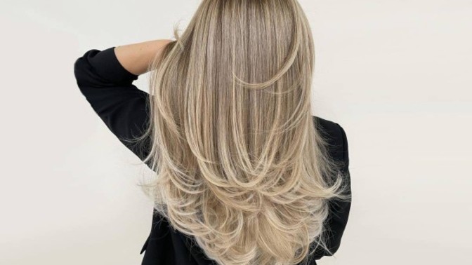 Men: do you prefer long hair or short hair? Girls: do you prefer long hair or short?