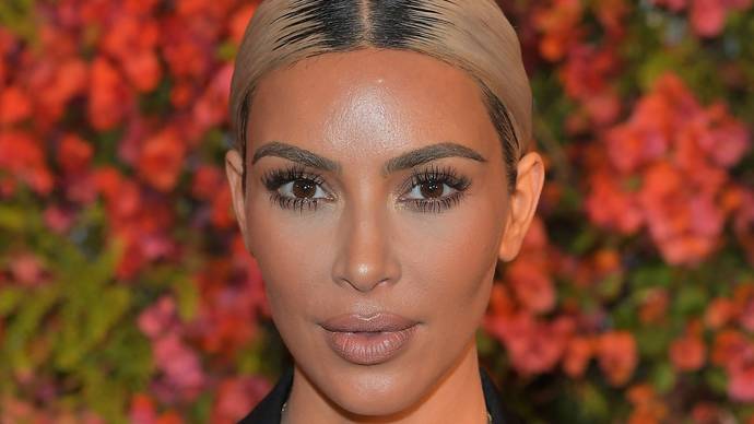 Does anyone actually find large lips attractive on women?