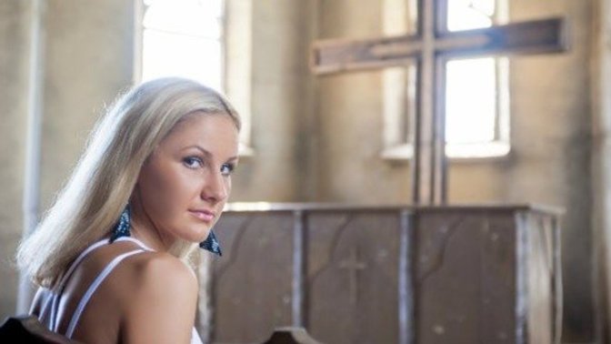 Do you think it’s wrong to date people at religious groups?