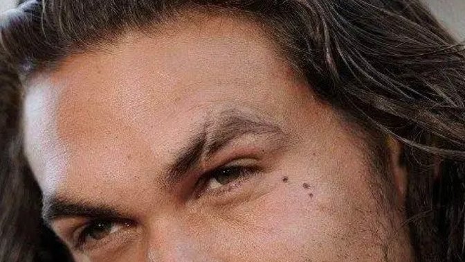 Girls, Are eyebrow scars (looks like an eyebrow slit but is caused by a scar) attractive if it is like jason momoa's?