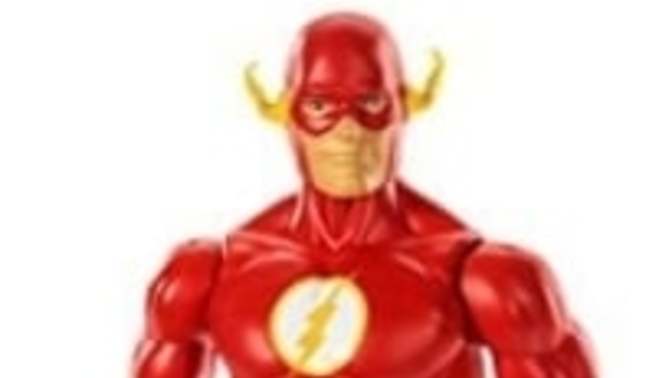 Whats wrong with this super heroes clothes?