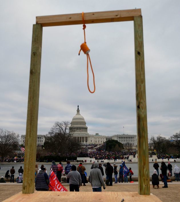 What should the punishment be for the Oath Keepers?