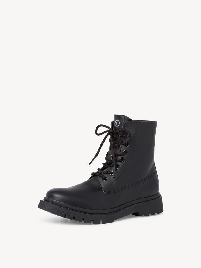 What do you guys think of thick soles on boots? Are they too edgy looking?