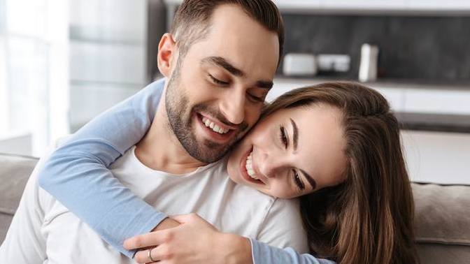 Guys over 30, what's your age preference for dating/relationships? Same age, younger, older or you don't mind at all?
