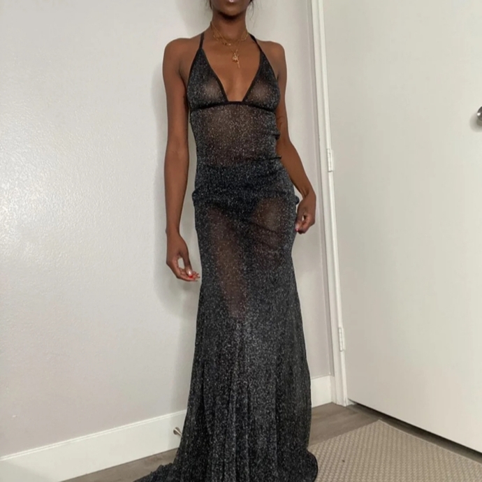 I am going to a conversation later, hows my evening gown looking?