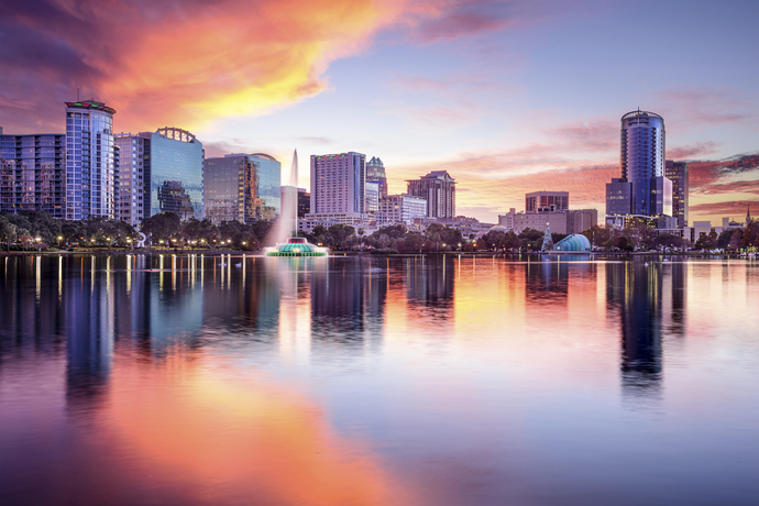 Which is a better place to go on vacation, Sedona AZ or Orlando FL?