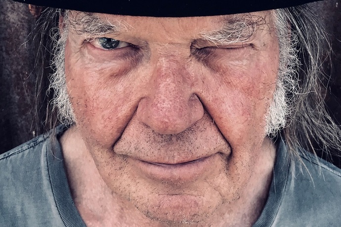 Neil Young Wants His Music Off Spotify Over Joe Rogan Vaccine Misinformation. Whose Side Are You On ?