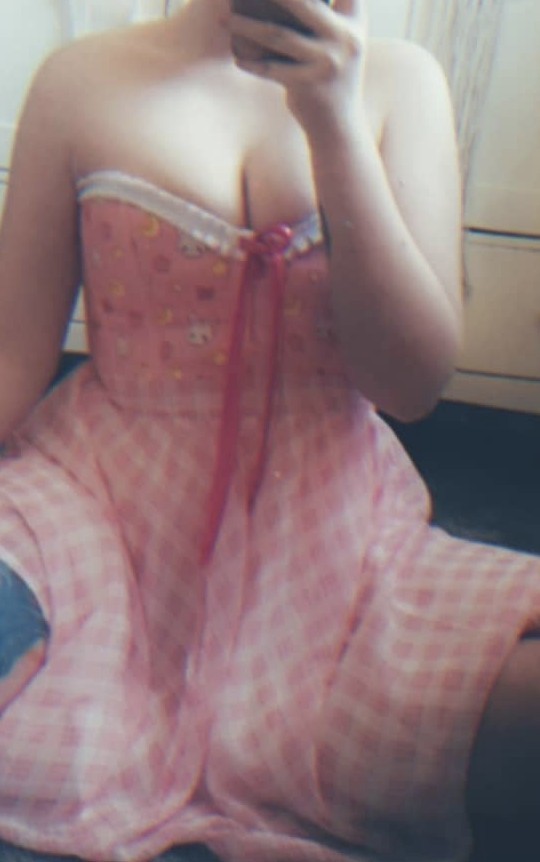 Is this a cute outfit?