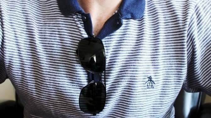 Do you think carrying (but not using) glasses is a smart fashion accessory?