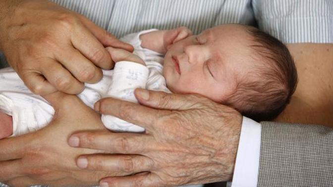 Should circumcision of children be illegal?