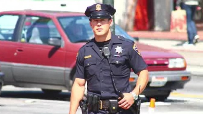 Guys, Would you ever date a cops/police officers daughter?