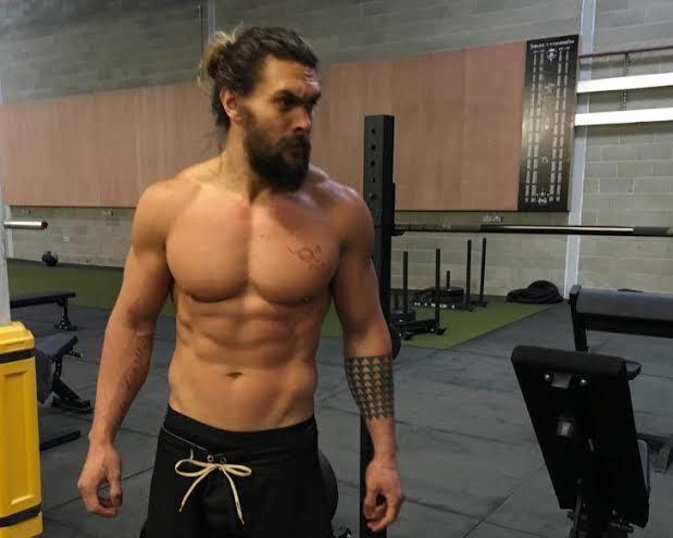 Girls, how look better Blonde, Brunette or Dark, heath hutchins, henry cavill or Jason momoa?
