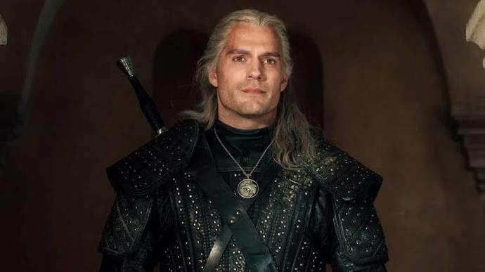 Girls, how look better Blonde, Brunette or Dark, heath hutchins, henry cavill or Jason momoa?