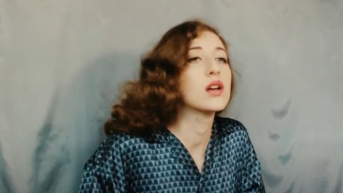 Guys, do you find "vintage" styled hair pretty? Girls, any ideas/tips where and when to wear these?