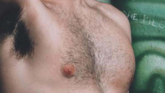 Girls, Closely trimmed chest hair?