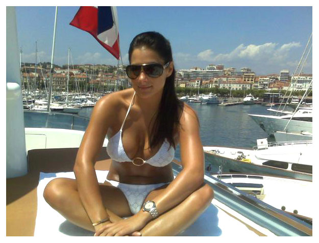 Why do older men (35+) think that they’re desirable to beautiful young women in their prime?