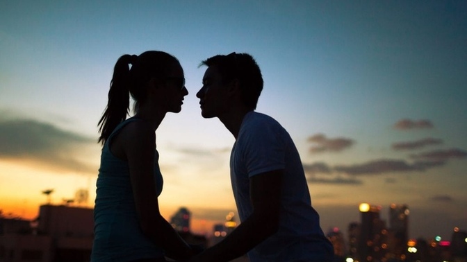 How soon after a first date should you make plans for a second?