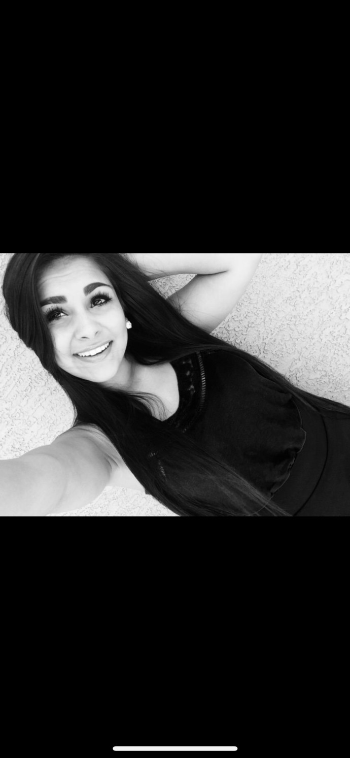 Should I be intimidated that this is my boyfriends ex, would you be intimidated?