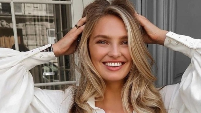 Choose the most beautiful Victoria's secret model (or make a top)?