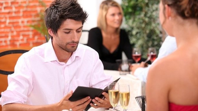 A lot of women expect guys to pay for the first date but should they pay for the consecutive dates?