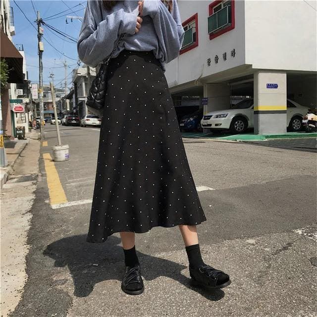 Girls, which outfit would you will pick for your date?