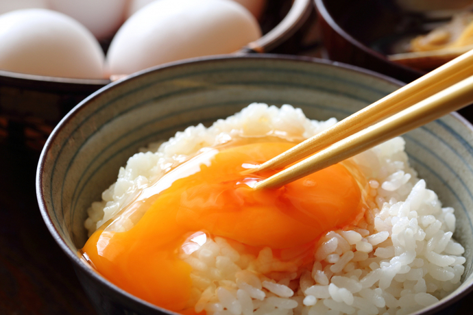 How do you Crack your Eggs?