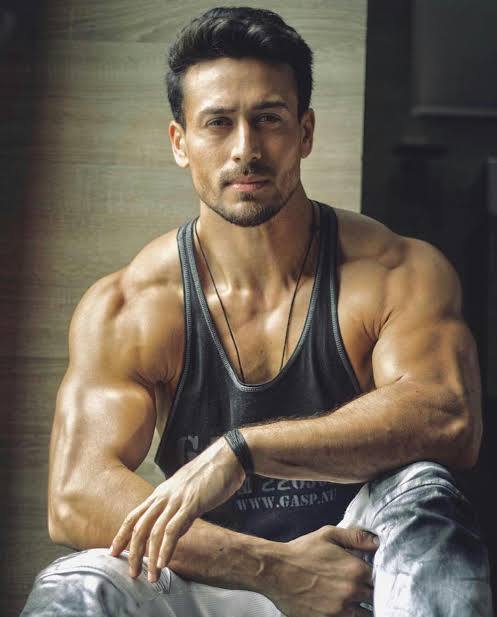 Girls, Who would you like to date?