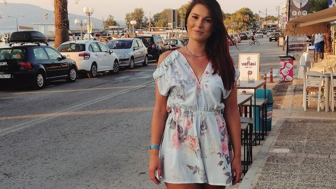 Would you consider this dress to be moderately conservative as for wearing it on a date or is it just on slutty side?