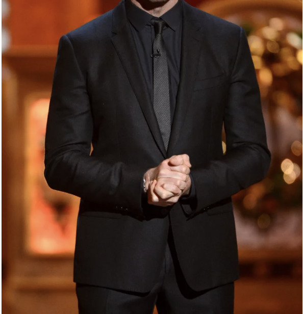 Girls, Do you like it when a man wears a black suit with a black dress-shirt?