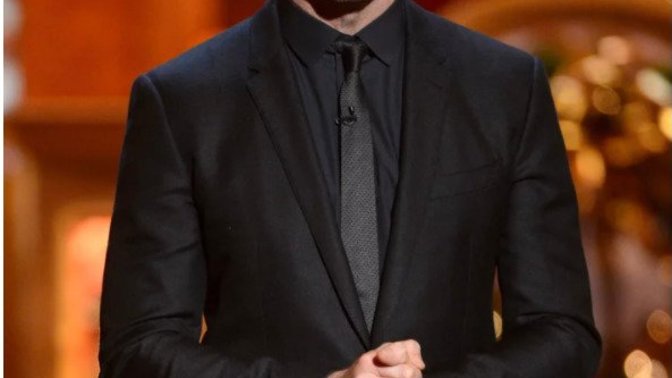 Girls, Do you like it when a man wears a black suit with a black dress-shirt?