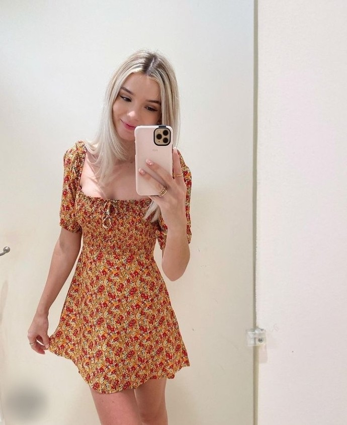 Do you like summer or winter fashion?