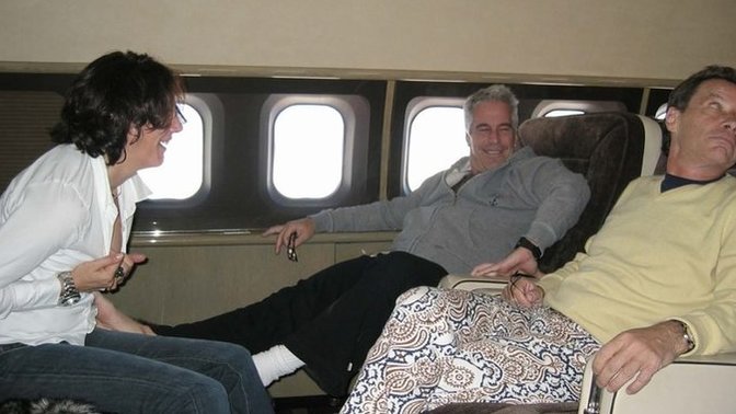 Well Epstein friend dies in jail , what will happen to Maxwell?