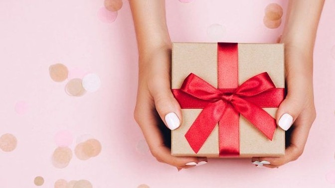 Any ideas for a birthday present for girlfriend?