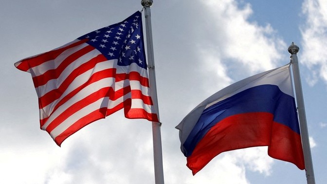 Why did the USA not try to get closer to Russia, to counter China?