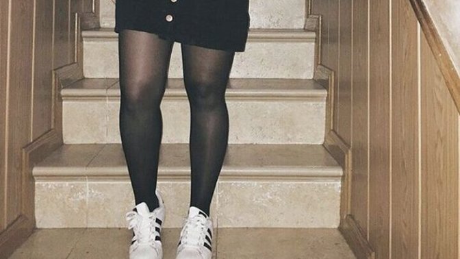 How would you describe the personality of these girls wearing this look?