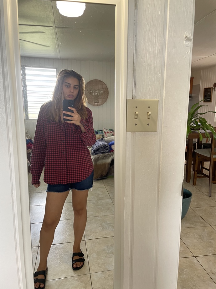 What color of clothes would look good on me?