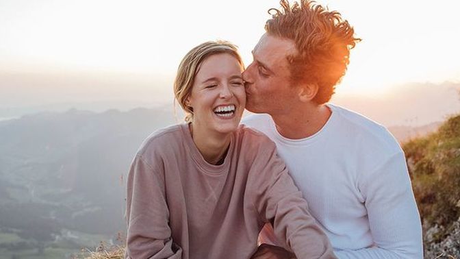 Can a relationship between an extrovert and introvert work?
