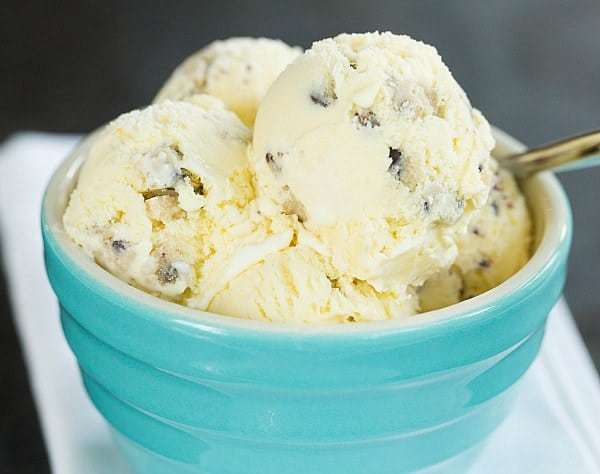 Which do you prefer frozen yogurt or ice cream?