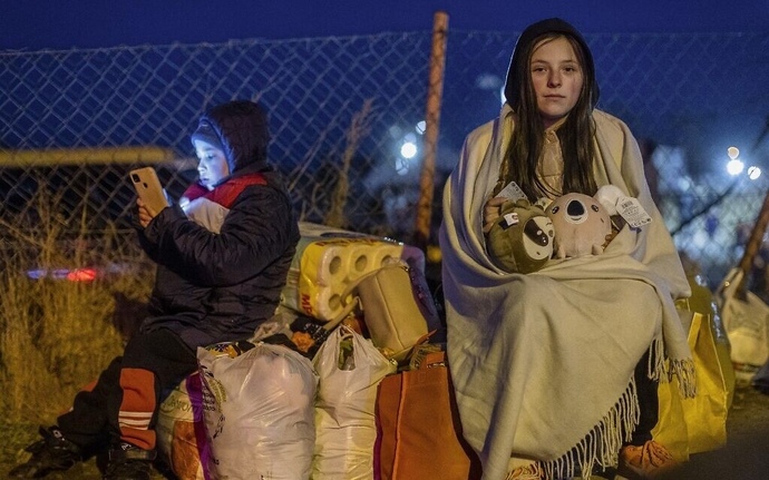 Would you support the idea of opening our borders for Ukrainian refugees because the war can last years?
