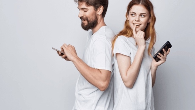 Are you supposed to talk to your boyfriend/girlfriend every single day?