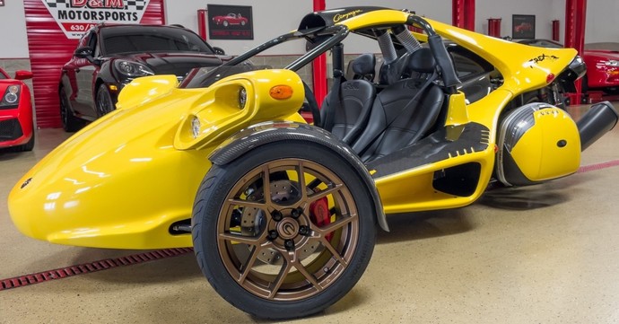 #ThisIsNotAPoll What are your fave colors on your fave cars (post examples)?